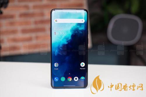 OnePlus8Pro和iPhone11對(duì)比測(cè)評(píng)-哪款更好？