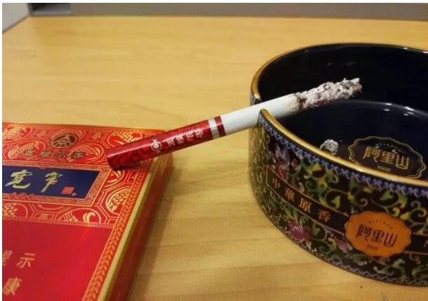 寬窄五糧濃香，香煙邂逅五糧液你值得擁有