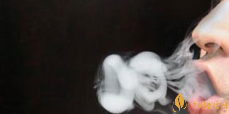 抽煙怎么吐煙圈，吐煙圈是種藝術(shù)